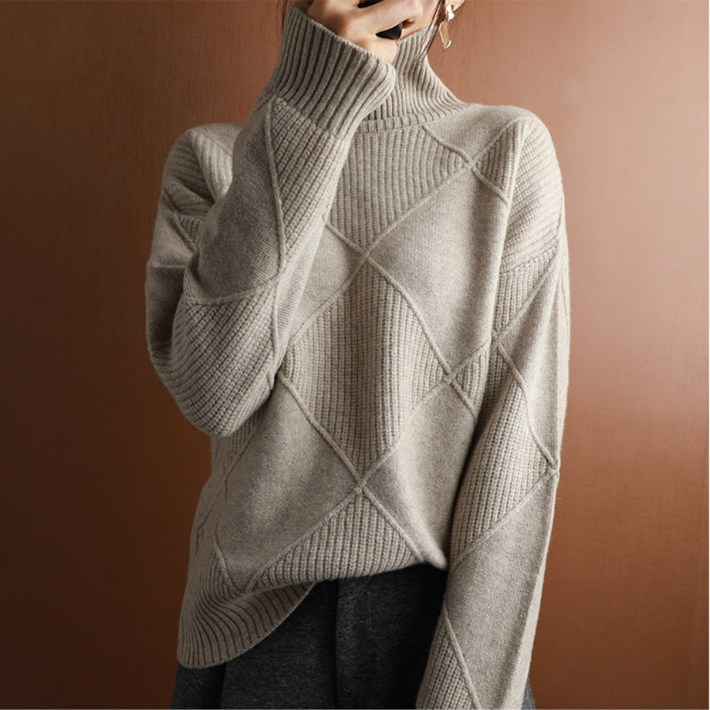 Marlena – Stilvoller Damen-Strickpullover mit Rollkragen